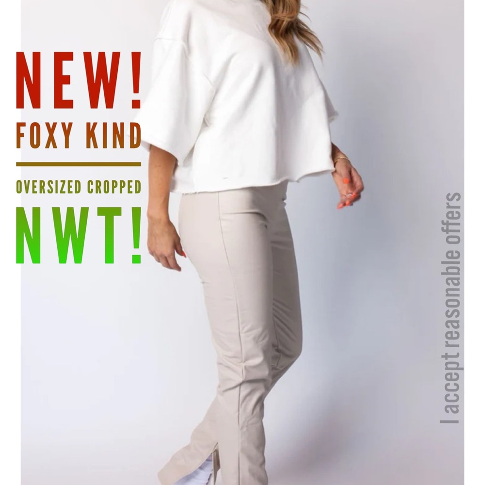 NWT OVERSIZED FOXY KIND WHITE CROPPED Sweatshirt size small by